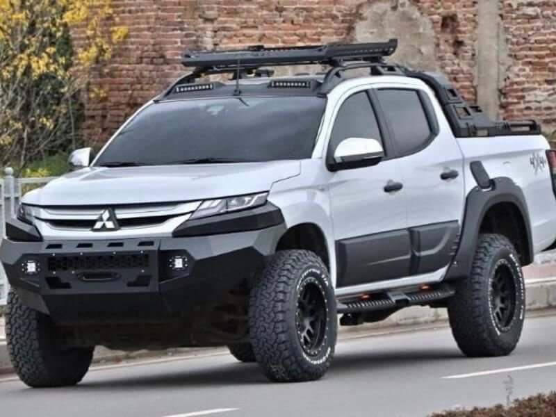 Mitsubishi L200 Tavan Çıtası