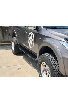 Mitsubishi L200 2015-2019 Demir Yan Basamak Kaya Kaydırıcı