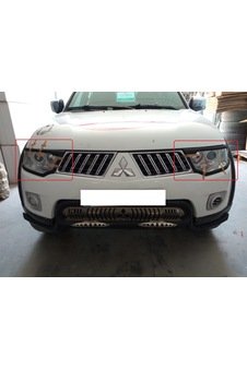 Mitsubishi L200 2008 2014 Arası Far Kaşı Cercevesi Mat Siyah