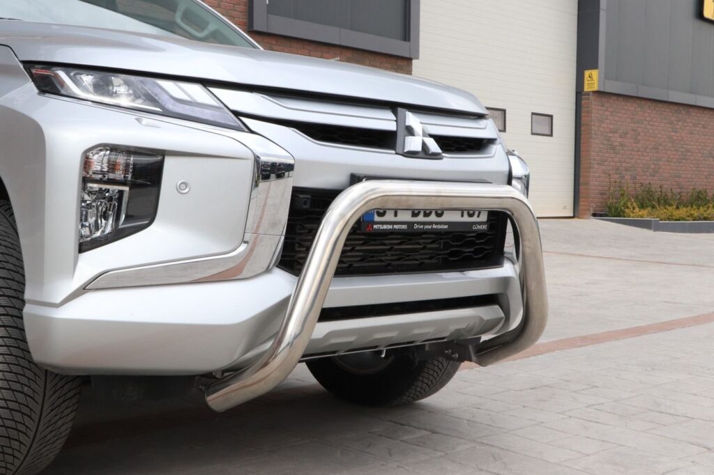 Mitsubishi L200 Krom Ön Koruma